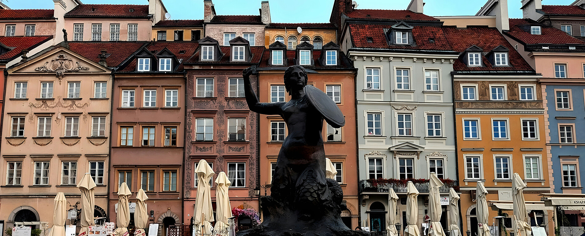 The Old Town Mermaid statue, the Old Town Square in Warsaw