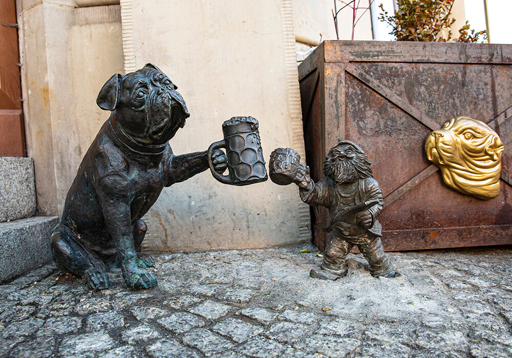 Dwarf statues – numerous throughout Wrocław