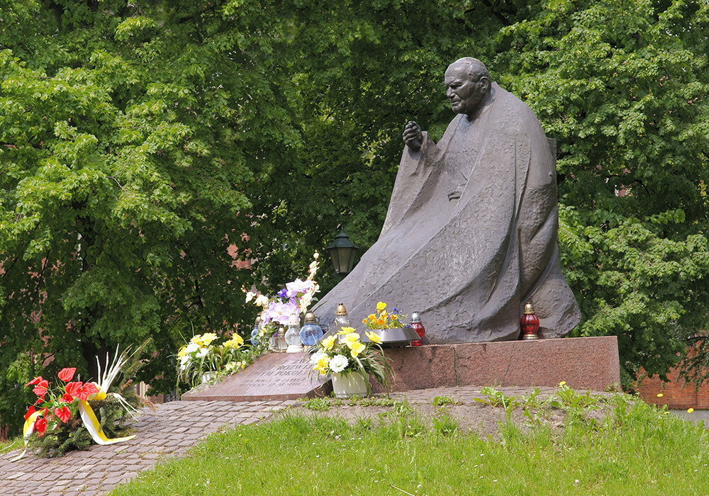Statue of Pope John Paul II , Kraków