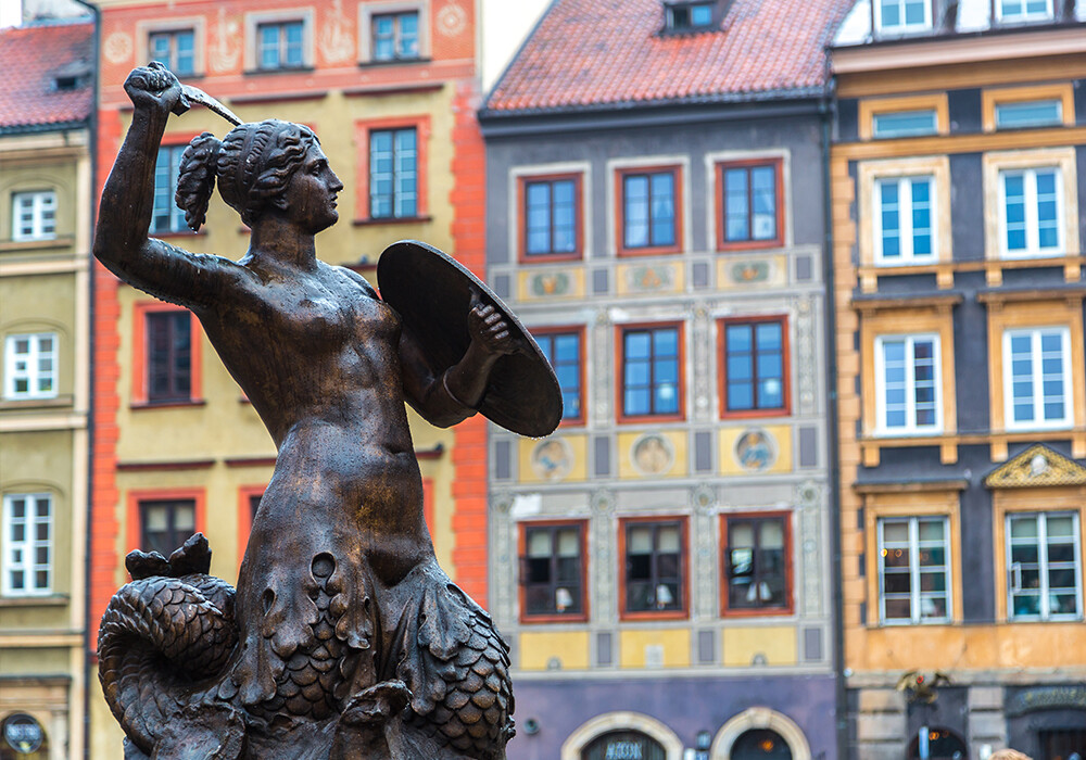 The statue of the Warsaw Mermaid