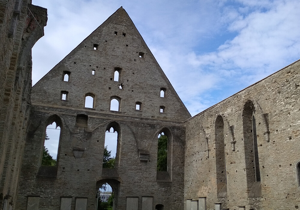 Tallin, ruiny