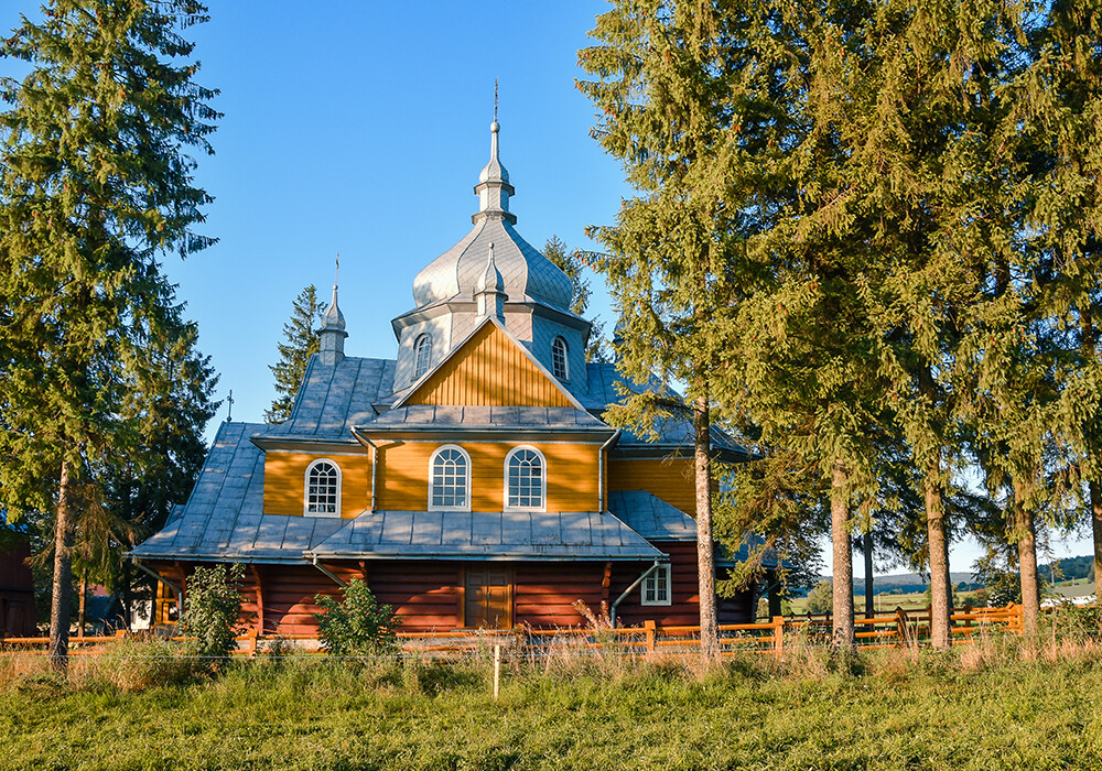  The wooden Orthodox church of the Ascension of the Lord, Gładyszów