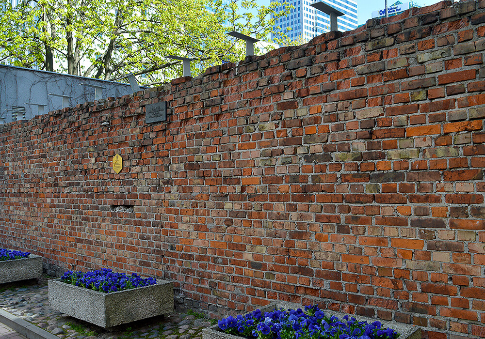 A section of the wall of the Jewish ghetto in Warsaw
